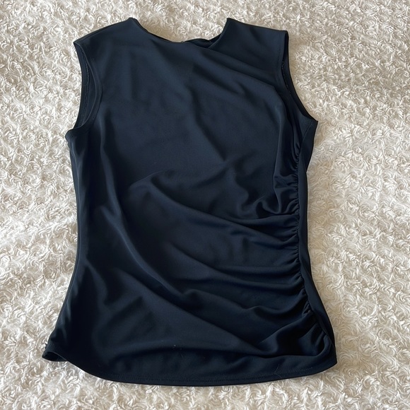 Fitted black top small - Picture 2 of 9